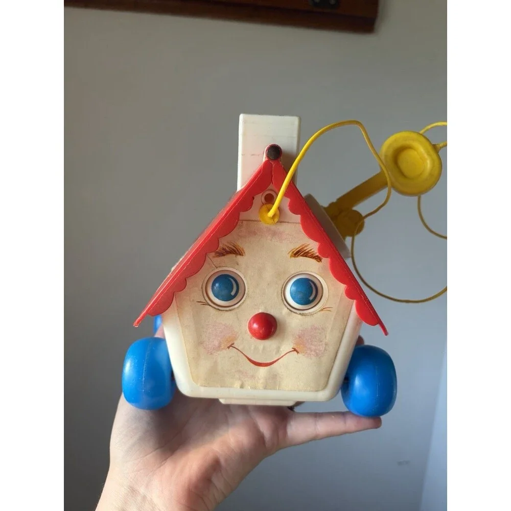 Fisher Price 1967 Goldilocks and the 3 Bears Pull Toy with Bell
